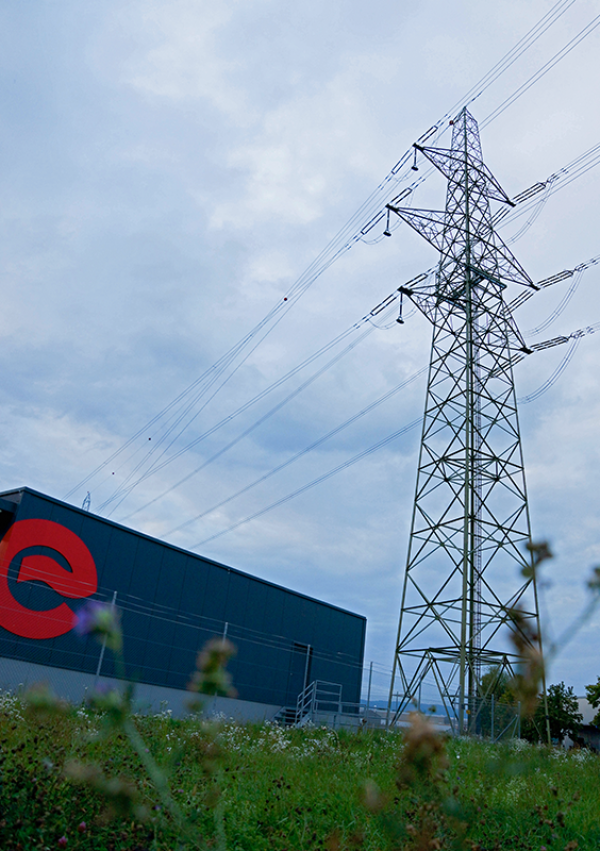 Im Unterwerk wird Strom aus der Höchstspannungsleitung ins Netz der ESAG eingespeist.